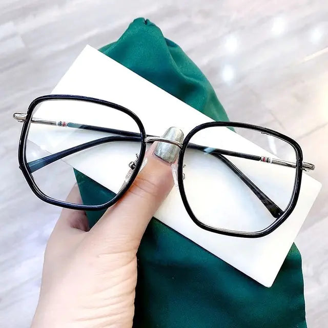 Vintage Square